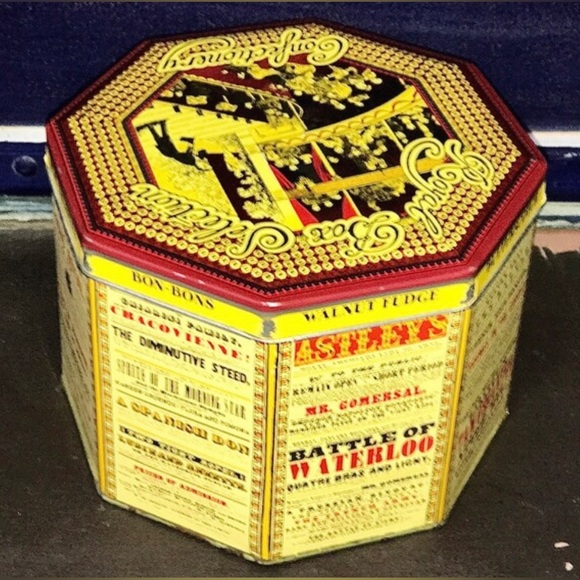 Vintage Metal Lidded ROYAL BOX SELECTION Confectionery Huntley Boone & Stevens - Picture 4 of 11